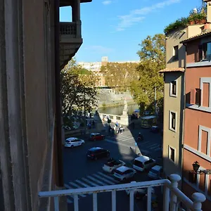 Finestra Su Castel Sant'angelo Rome